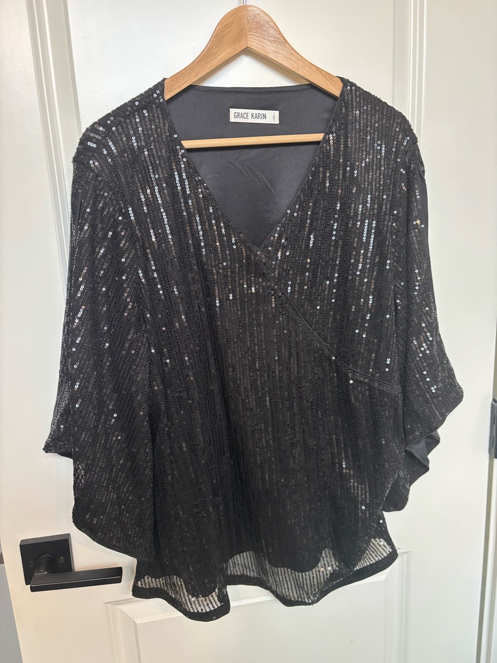 Grace Karin Black Sequin V-Neck Top Size 2XL